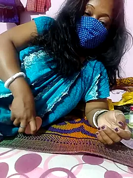 Chat XXX en directo de Cute-Swewty