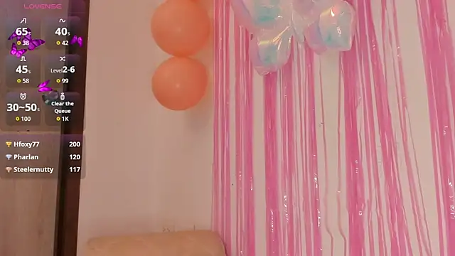 sarayu-n Live XXX chat