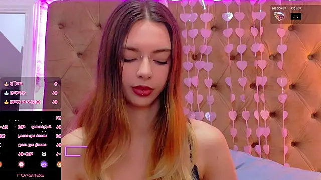 Chat +18 de CoraVex ao vivo