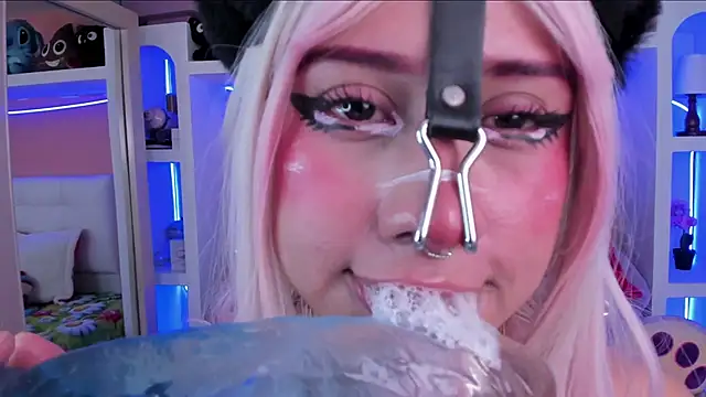 XXX chat uživo modela miss___megan