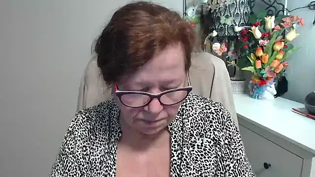 Adelewildx – Kamerová šou