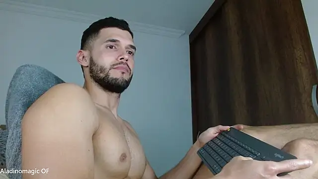 Noah_jhonsonn Chat XXX live