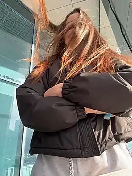 KishaMurn Webbikameraesitys