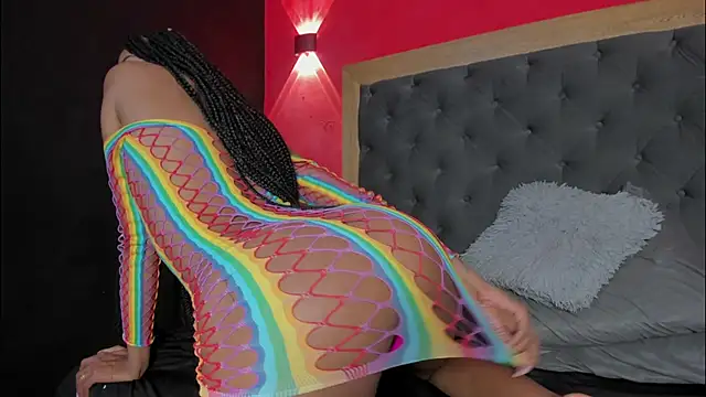 YayaHilton élő XXX-chatje