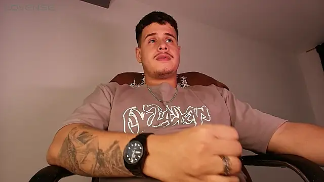 BjornSteel 라이브 XXX 채팅