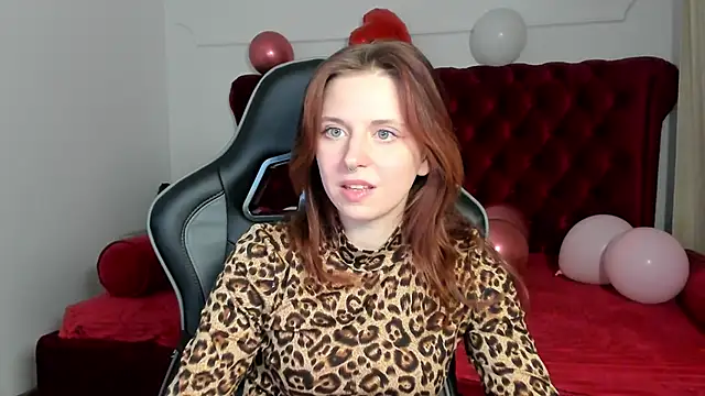 XXX chat uživo modela FreyaVey