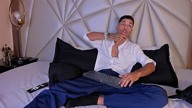 Thiagoferreti – Naživo XXX chat