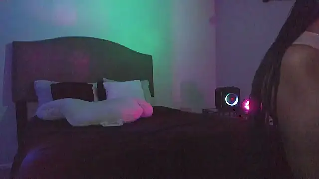 yiauana – Naživo XXX chat