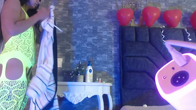 Keila_Fg Chat XXX in diretta