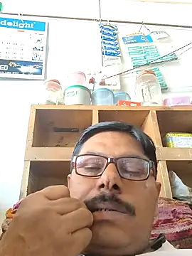 Srmotrs élő XXX-chatje