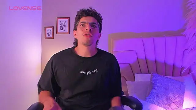 Axel_Creed: απευθείας συνομιλία ΧΧΧ