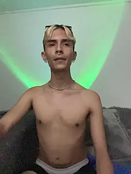 Show modela Dracco_Velour_ na web-kameri