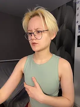 LuunaDorean Live XXX Chat