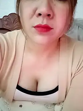 Lily-ross22 webcam show