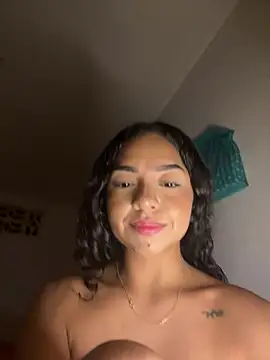 EvieAdamsssのライブXXXチャット