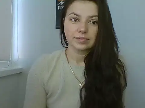 Show modela Naughty_Nata na web-kameri