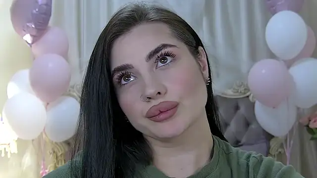 Chat XXX en directo de AdrianaTorres