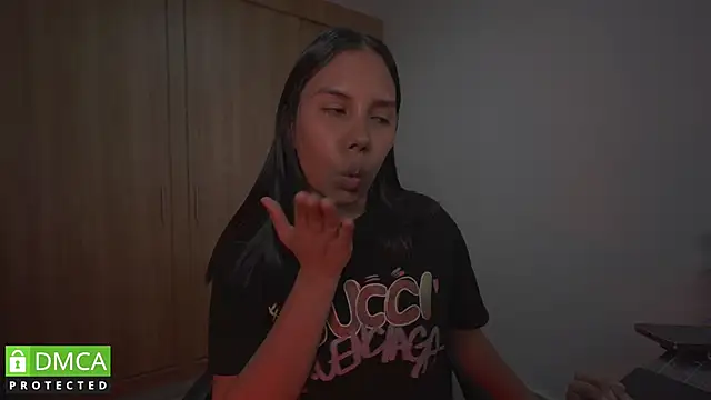 XXX chat uživo modela abca_1996