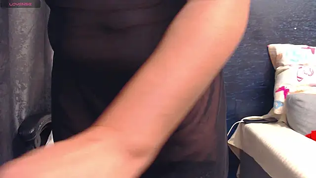 LadyAverrySquirt11's Live XXX Chat