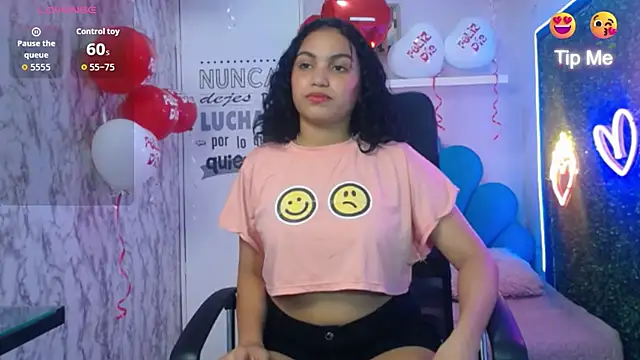 valeria_martinez19のライブXXXチャット