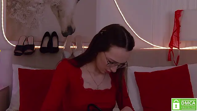 Chatroom XXX en direct de Emily_Simon