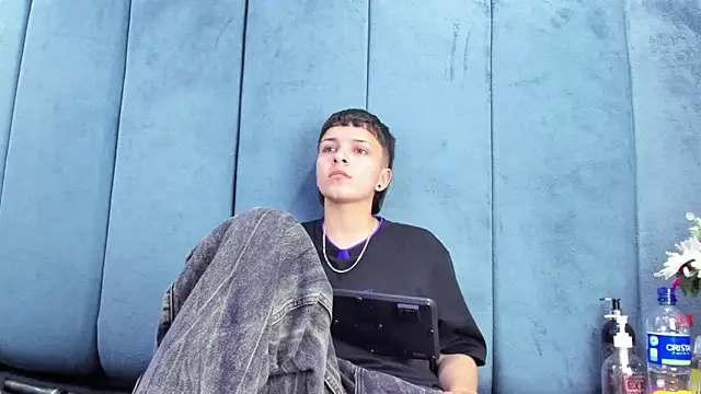 Chat +18 de Megan_Thompson_ ao vivo