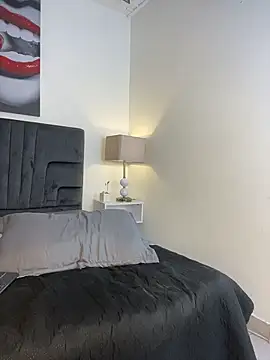 Robin_Rief লাইভ XXX চ্যাট