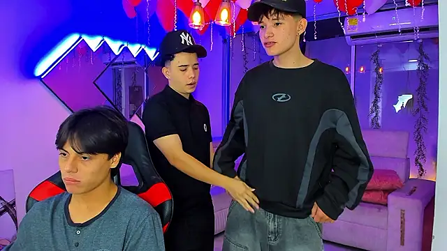 Houseofwarrios ওয়েবক্যাম শো