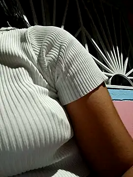 Chat XXX ao vivo de Ailen-cute