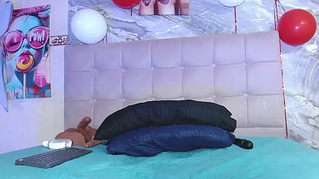 Chatroom XXX en direct de mya_blaze