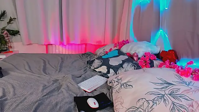 lada2k4's Webcam Show