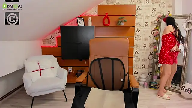 EmillyTaylor élő XXX-chatje