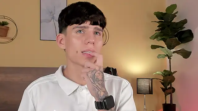 Angel_eros_ live XXX chat