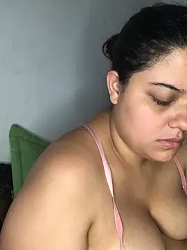 Chat +18 de luisahot_9727 ao vivo