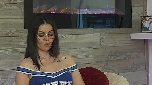 SeductiveMom Live XXX Chat