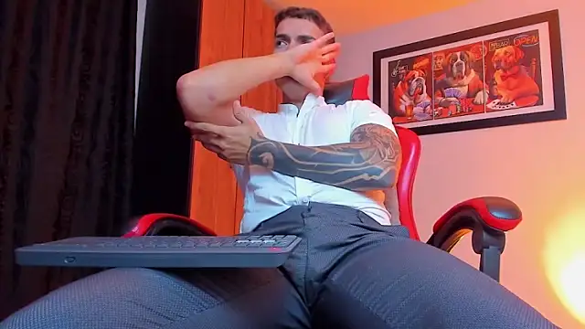 ALPHA_DOMINUS_: онлайн-секс-чат