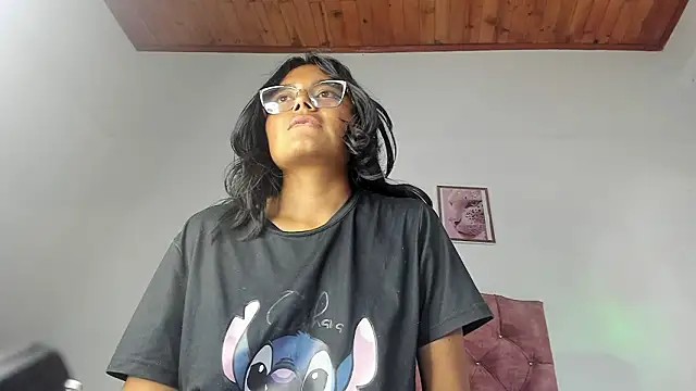 Chat +18 de luna_velveth ao vivo