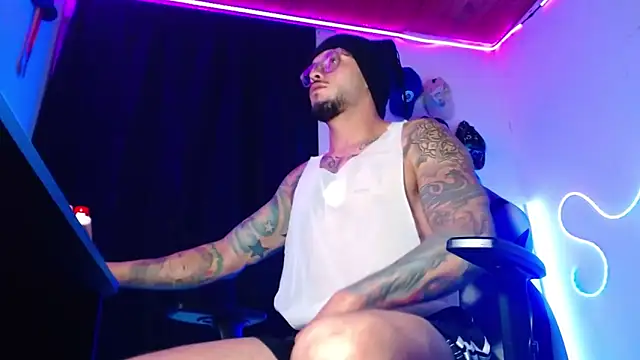 sebastian_horny Obrolan Langsung XXX