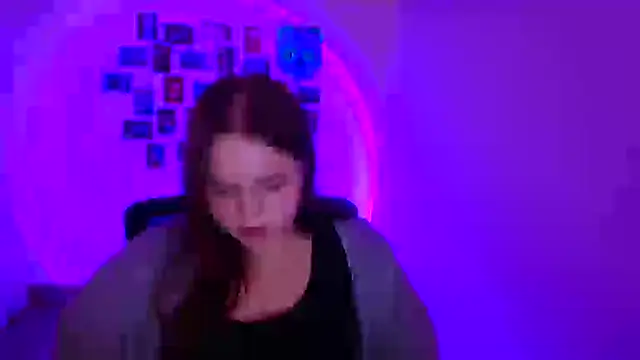 Chat XXX ao vivo de Kitty_Mia_Kitty