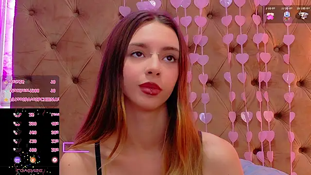 CoraVex live XXX chat