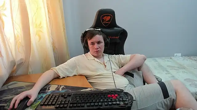 Show de iliaskrislove na webcam