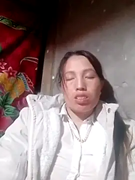 Gummiesu 网络视讯表演