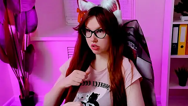 CarolGiggly Chat XXX live