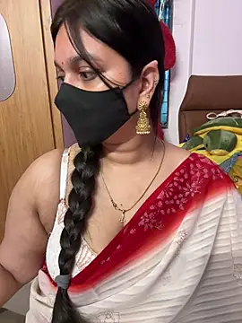 Pokazy przed kamerką – anvitha_sexy_anvi