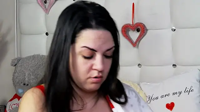 AlsouKassのライブXXXチャット