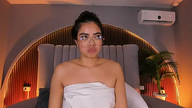 Isabellax21 Live XXX-Chat