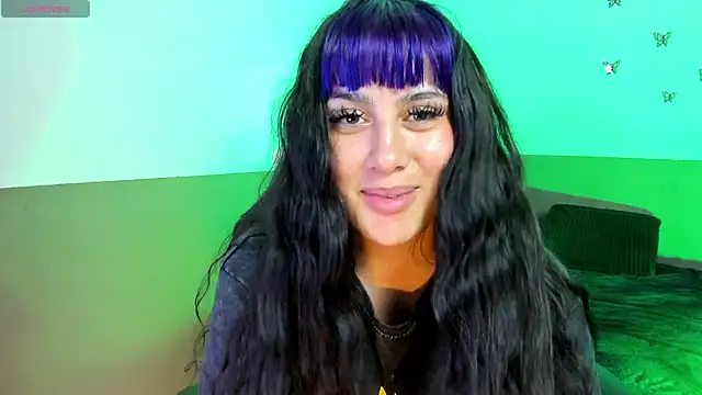 Chat XXX ao vivo de Monserrat_Cute_