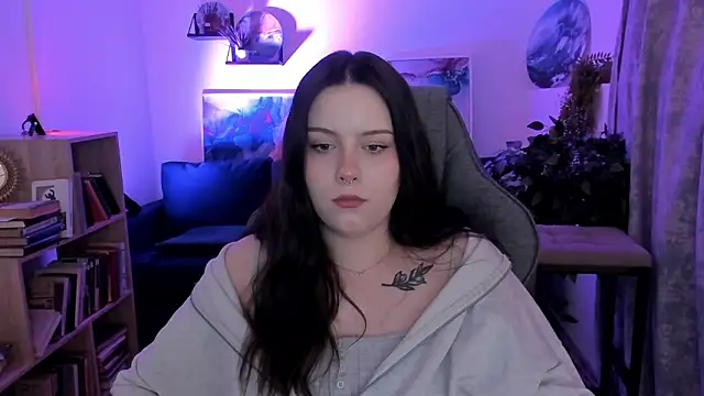 CoraMiel: онлайн-секс-чат