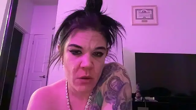 Chat XXX en directo de RavenxRayyyy