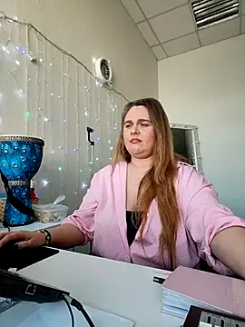 دردشة Juicy_PeachLux الجنسية المباشرة